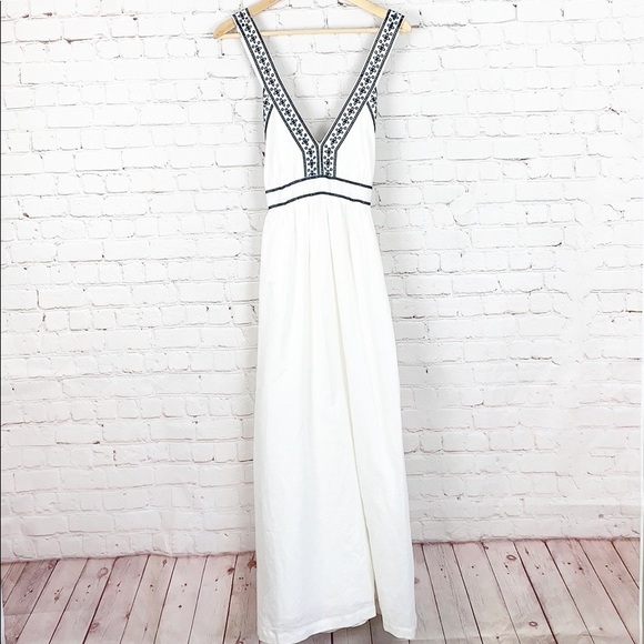 J. Crew Dresses & Skirts - J CREW | WHITE COTTON MAXI DRESS